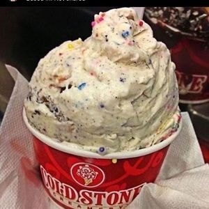 Meet your Posher, Lauryn